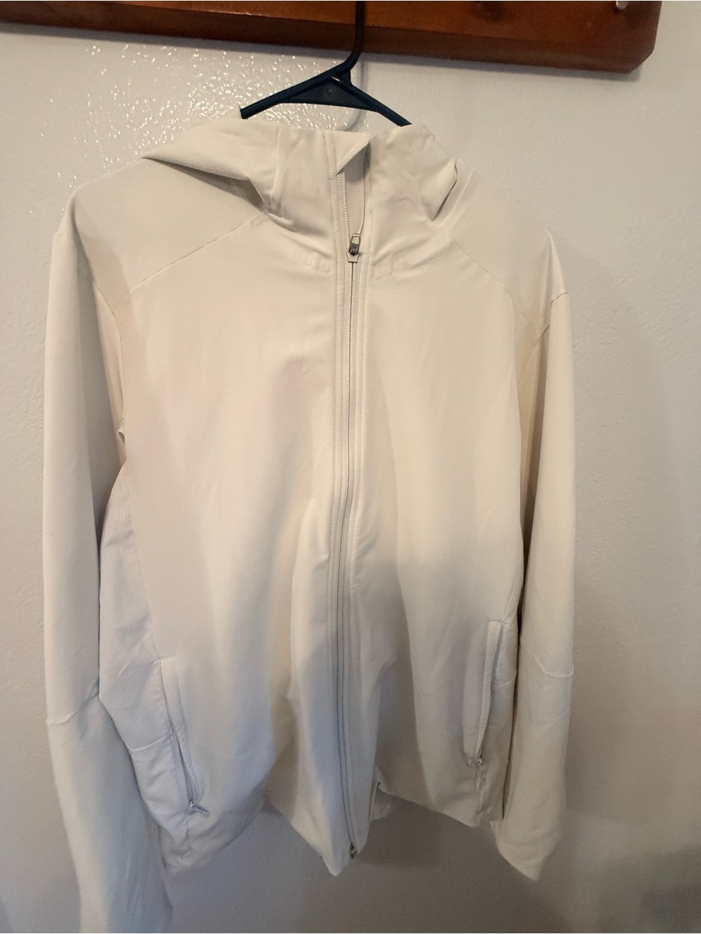 Lululemon Lightweight Cream Zip-Up Hooded Jacket